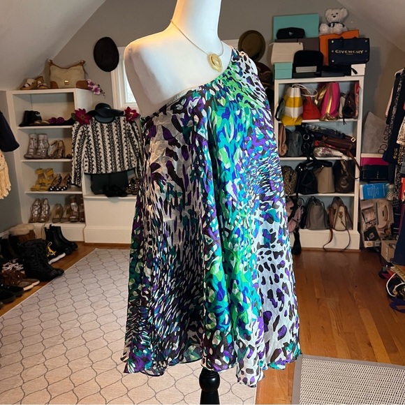 KAS NEW YORK Off Shoulder Tropical Asymmetrical Scarf Handkerchief Top Large - Picture 6 of 7